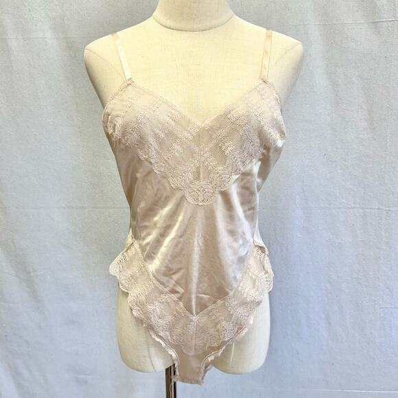 Vintage JC Penny high cut blush cream lace teddy cami romper one piece size 34 - Picture 1 of 16